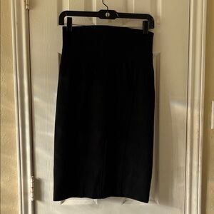 Diane Von Furstenberg pencil skirt. EUC